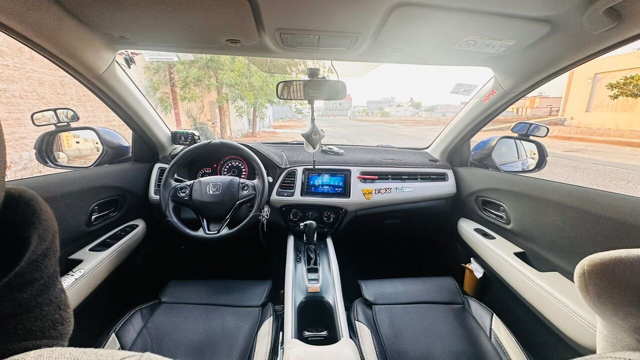 Jeddah, Vehicles, Cars & Trucks , SAR 42000,  Honda HR-V,  2020,  Automatic,  300000 KM,  Selling My Hrv To Upgrade To A Suv