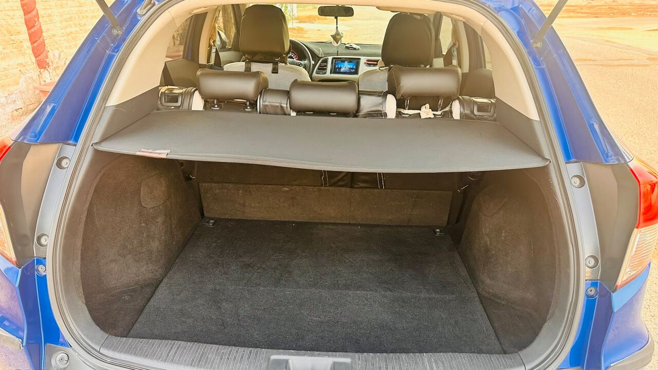 Jeddah, Vehicles, Cars & Trucks , SAR 42000,  Honda HR-V,  2020,  Automatic,  300000 KM,  Selling My Hrv To Upgrade To A Suv