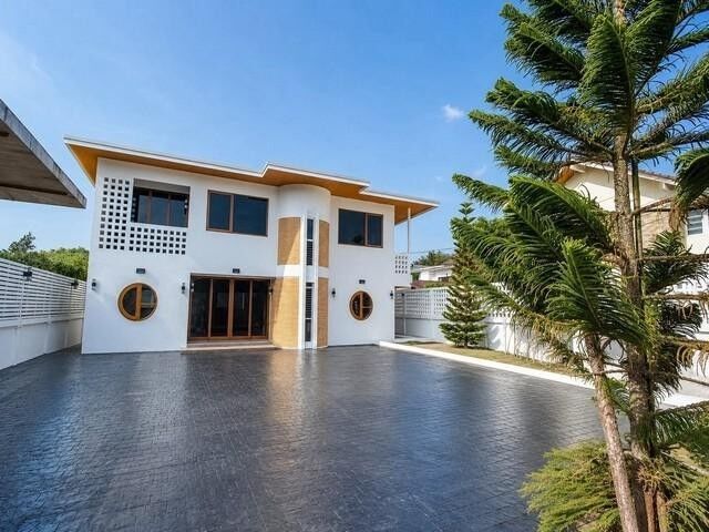 Bangkok, Real Estate For Sale, THB 18900000,  4 BR,  105 Sq. Feet,  Single House For Sale, Area 105 Sq M., Lat Phrao Area, Along Pradit Manutham Expressway,