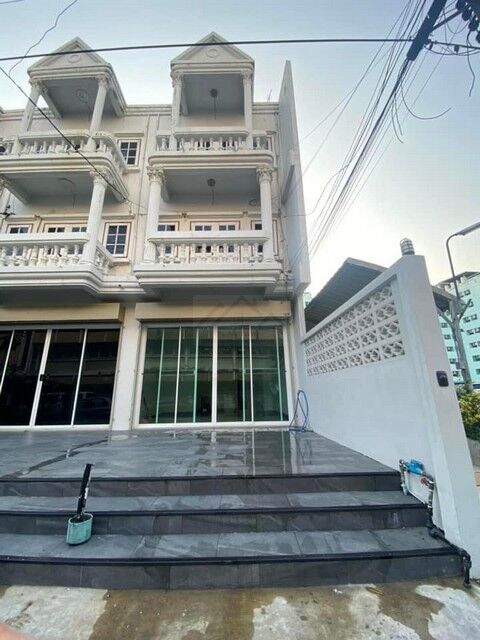 Bangkok, Villas, THB 38000,  18 Sq. Feet,  Townhouse For Rent, 3 Floors, 250 Sq M., Ratchada Huai Khwang Area, Soi Pracharat Bamphen