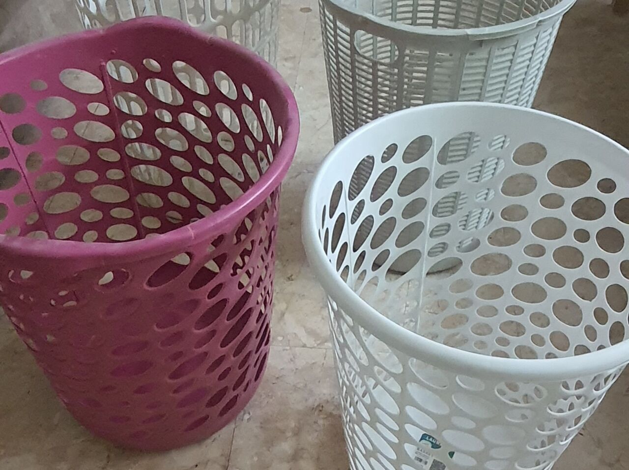 Al Jazirah, Furniture, Clear Out Furniture Some Used Some New ALL DISCOUNTED AND LOW PRICE