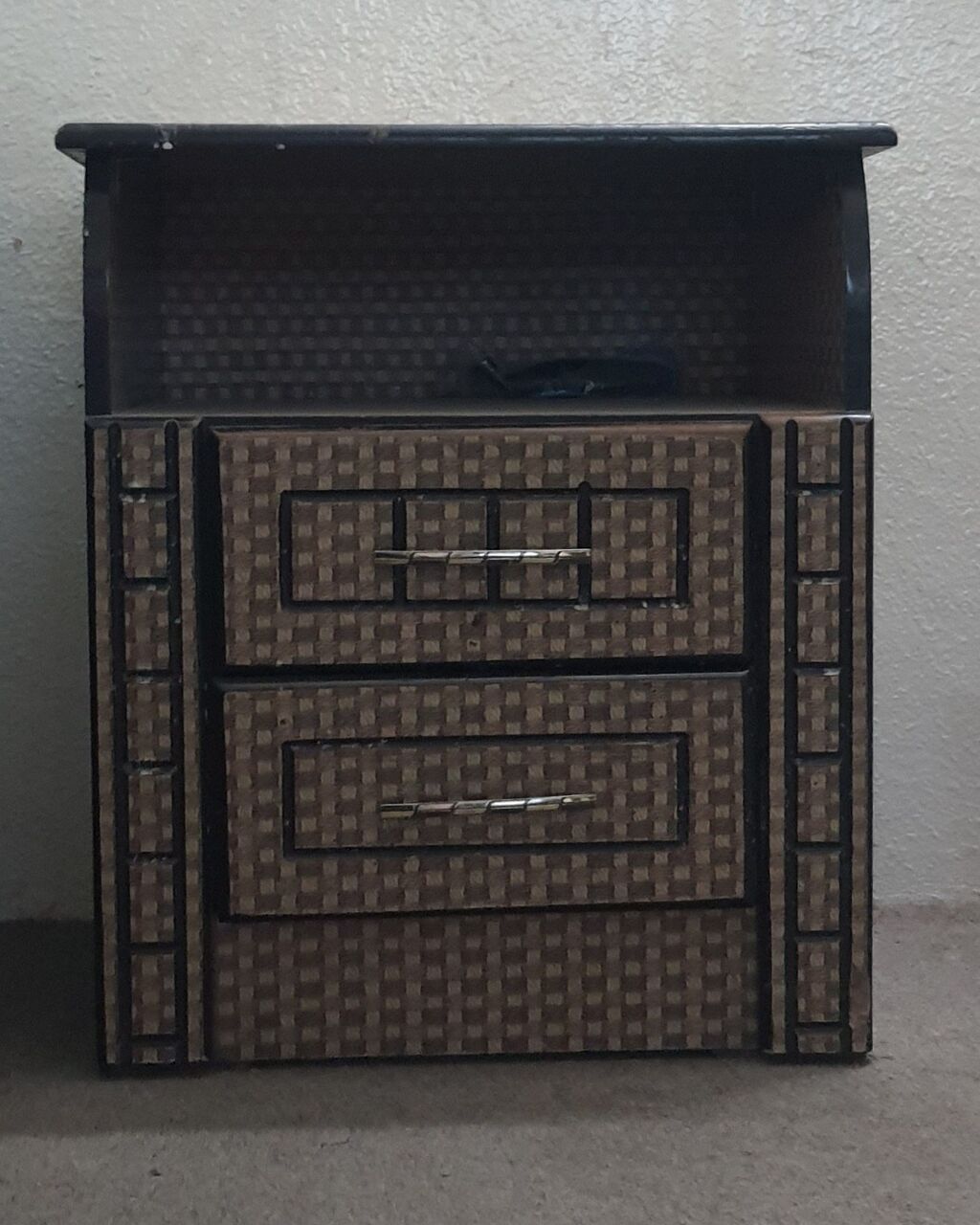 Al Jazirah, Furniture, Clear Out Furniture Some Used Some New ALL DISCOUNTED AND LOW PRICE