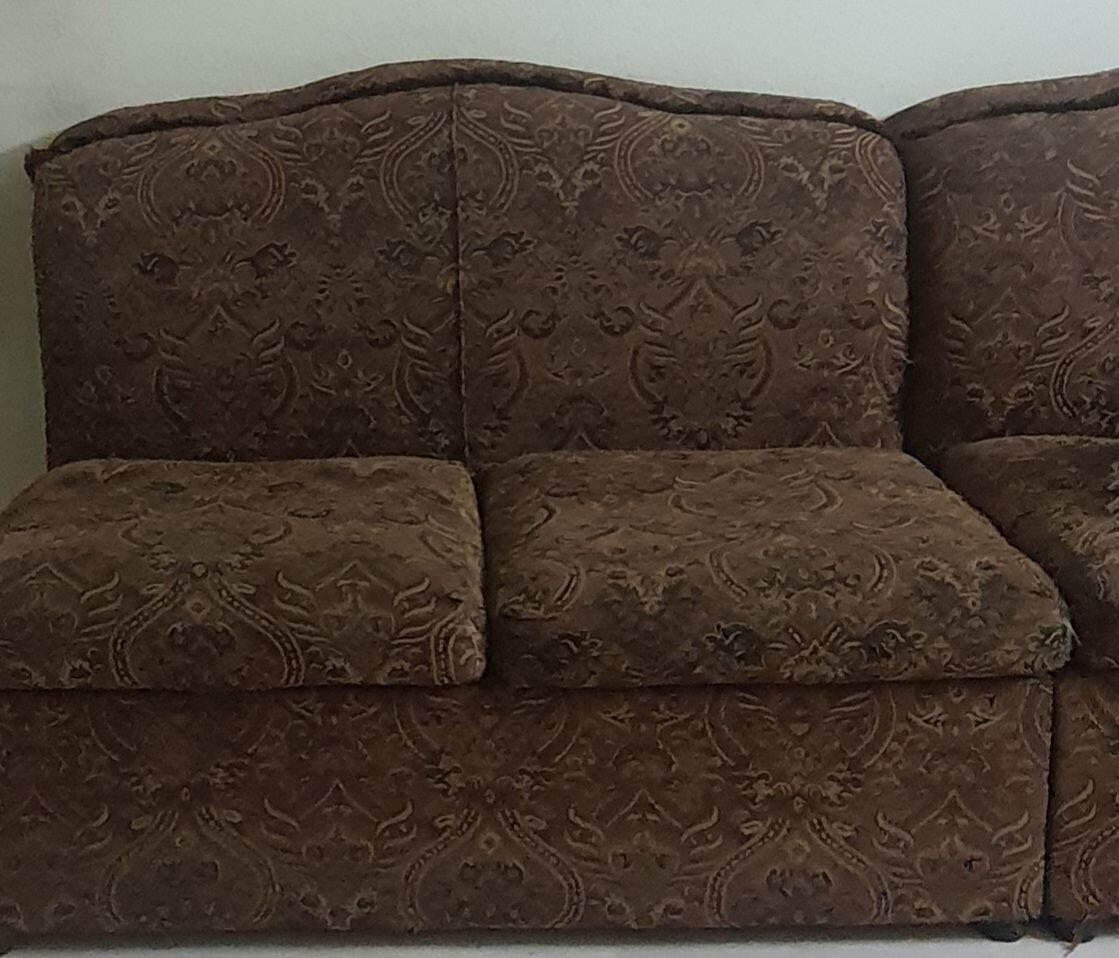 Al Jazirah, Furniture, Clear Out Furniture Some Used Some New ALL DISCOUNTED AND LOW PRICE