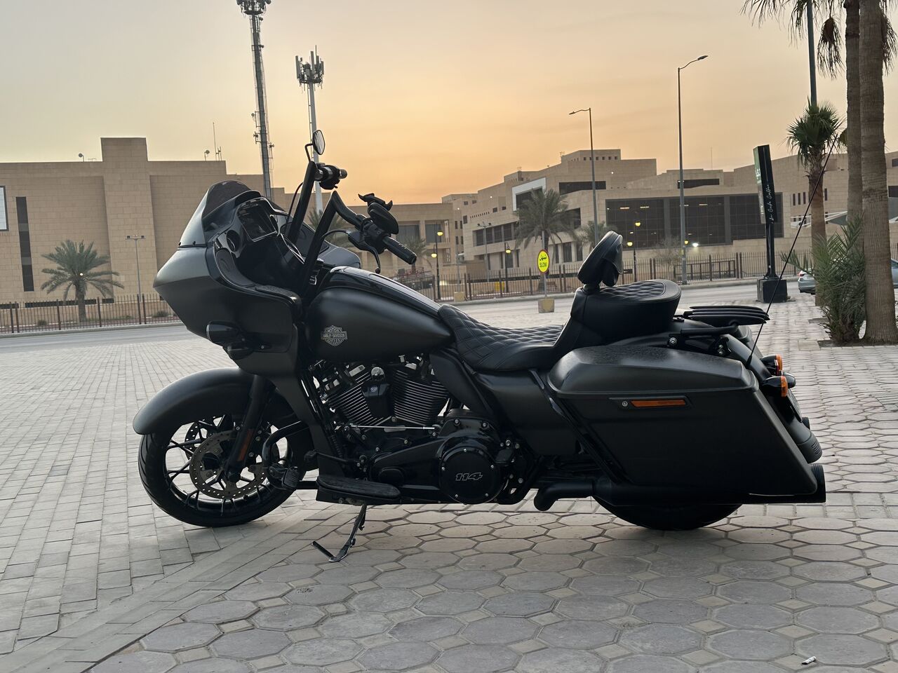 Riyadh, Motorcycles, SAR 90000,  20201 Harley Davidson Road Glide Special