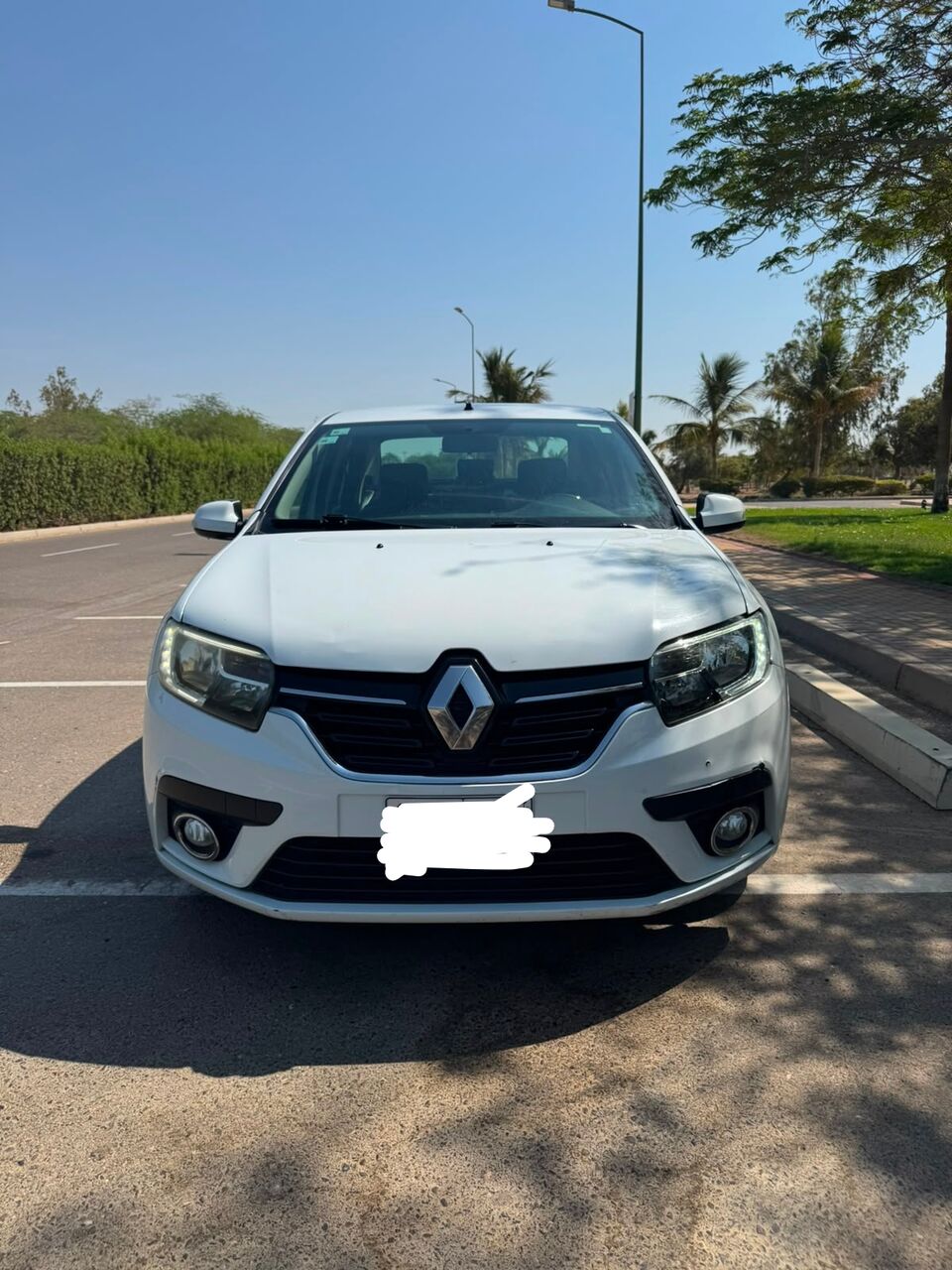 Yanbu, Vehicles, Cars & Trucks , Renault Symbol,  2020,  Automatic,  68000 KM,  Like New!   | Only 68,000 Km | 100% Factory Condition
