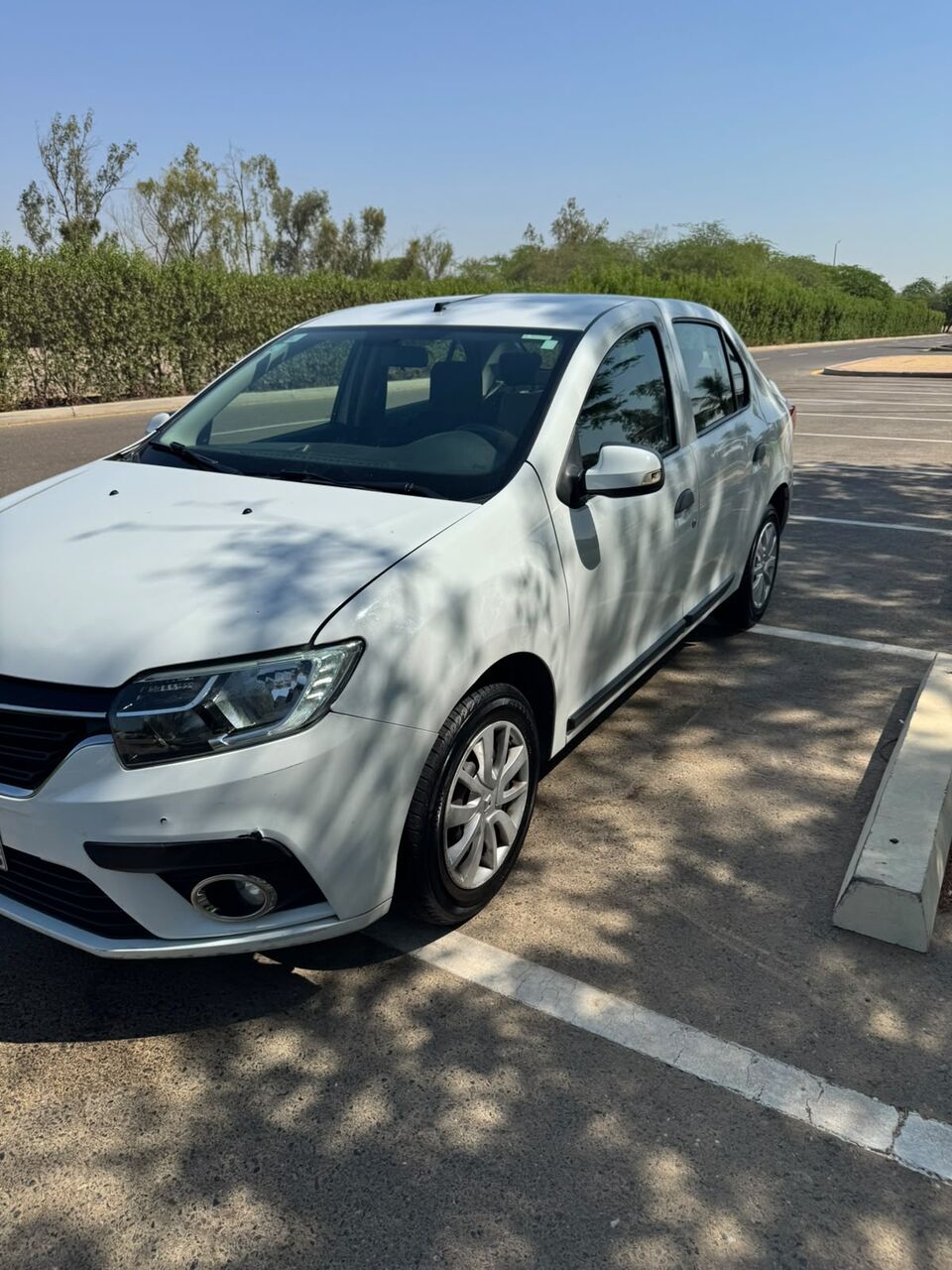 Yanbu, Vehicles, Cars & Trucks , Renault Symbol,  2020,  Automatic,  68000 KM,  Like New!   | Only 68,000 Km | 100% Factory Condition