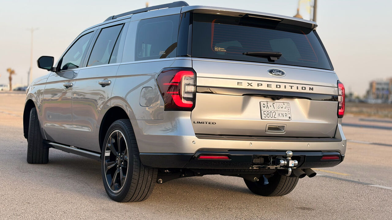 Dammam, Vehicle Lease Transfer, SAR 246000,  Ford Expedition 2024 Stealth Edition For Lease Transfer