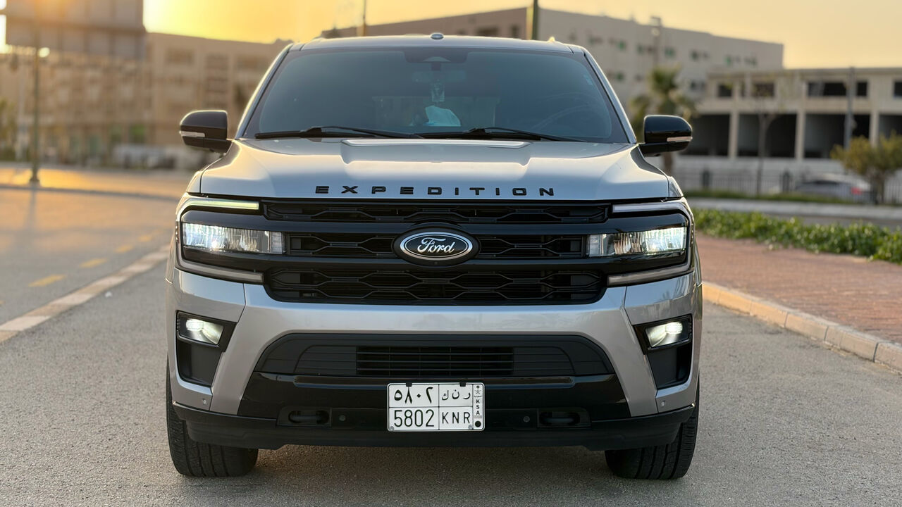 Dammam, Vehicle Lease Transfer, SAR 246000,  Ford Expedition 2024 Stealth Edition For Lease Transfer