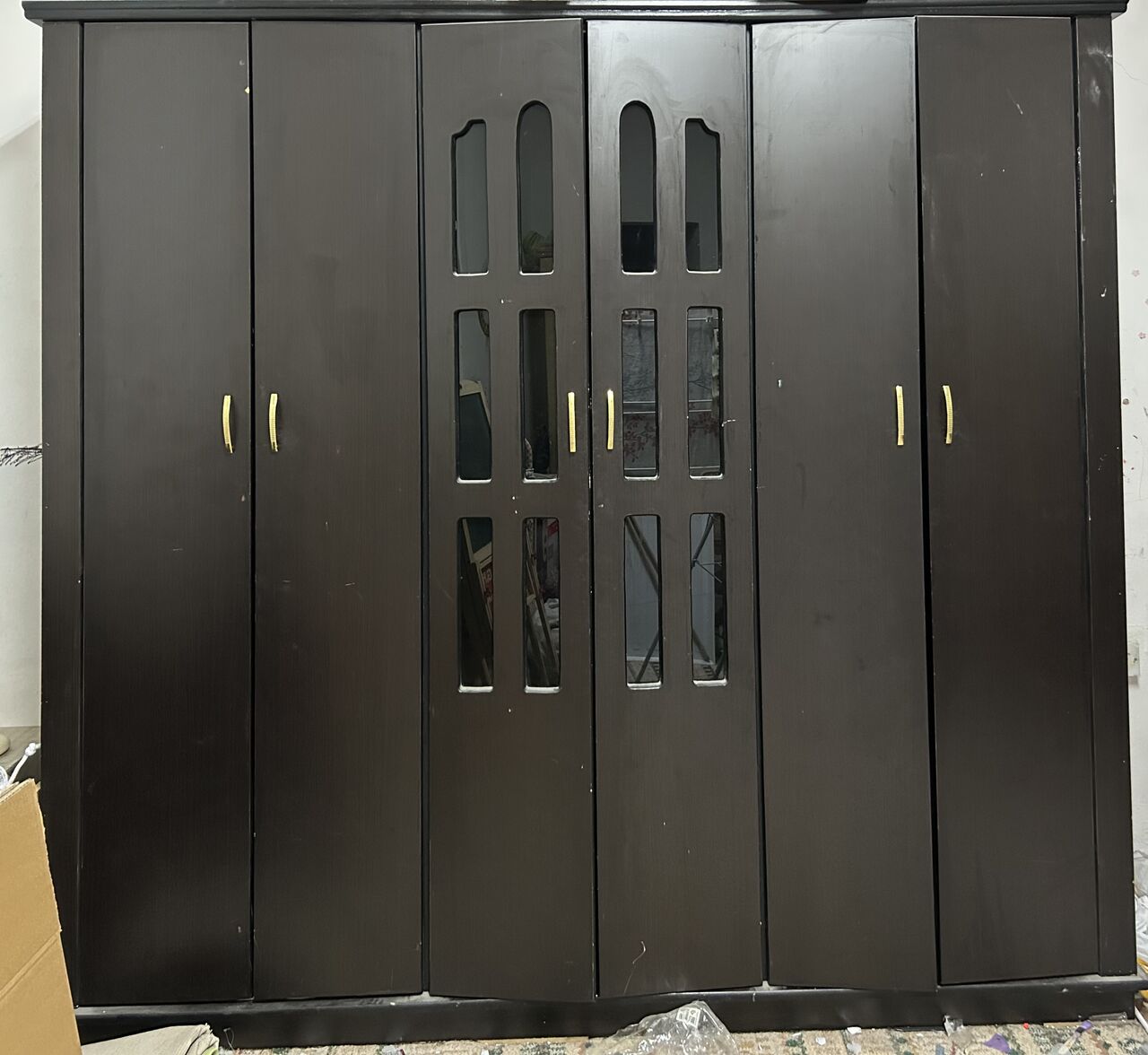 Riyadh, Furniture, SAR 300,  Sofa Set - Wardrobe For Sale