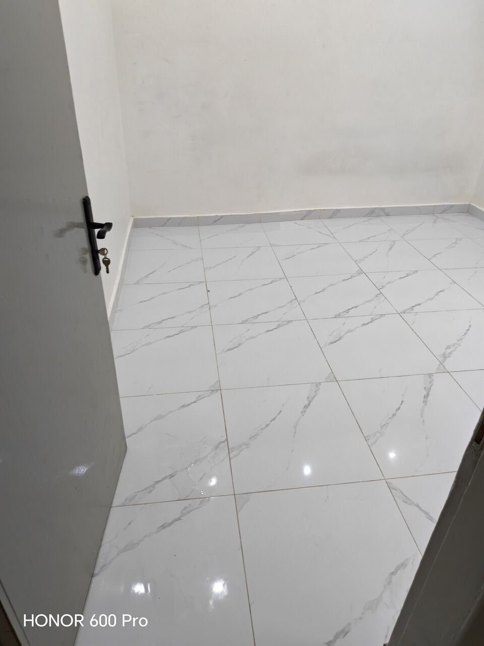 Manfouha, Rooms for Rent, SAR 767/month,  The Apartment Is A 2 Bedroom Flats, Which One Room Is Currently Vacant And Available For R