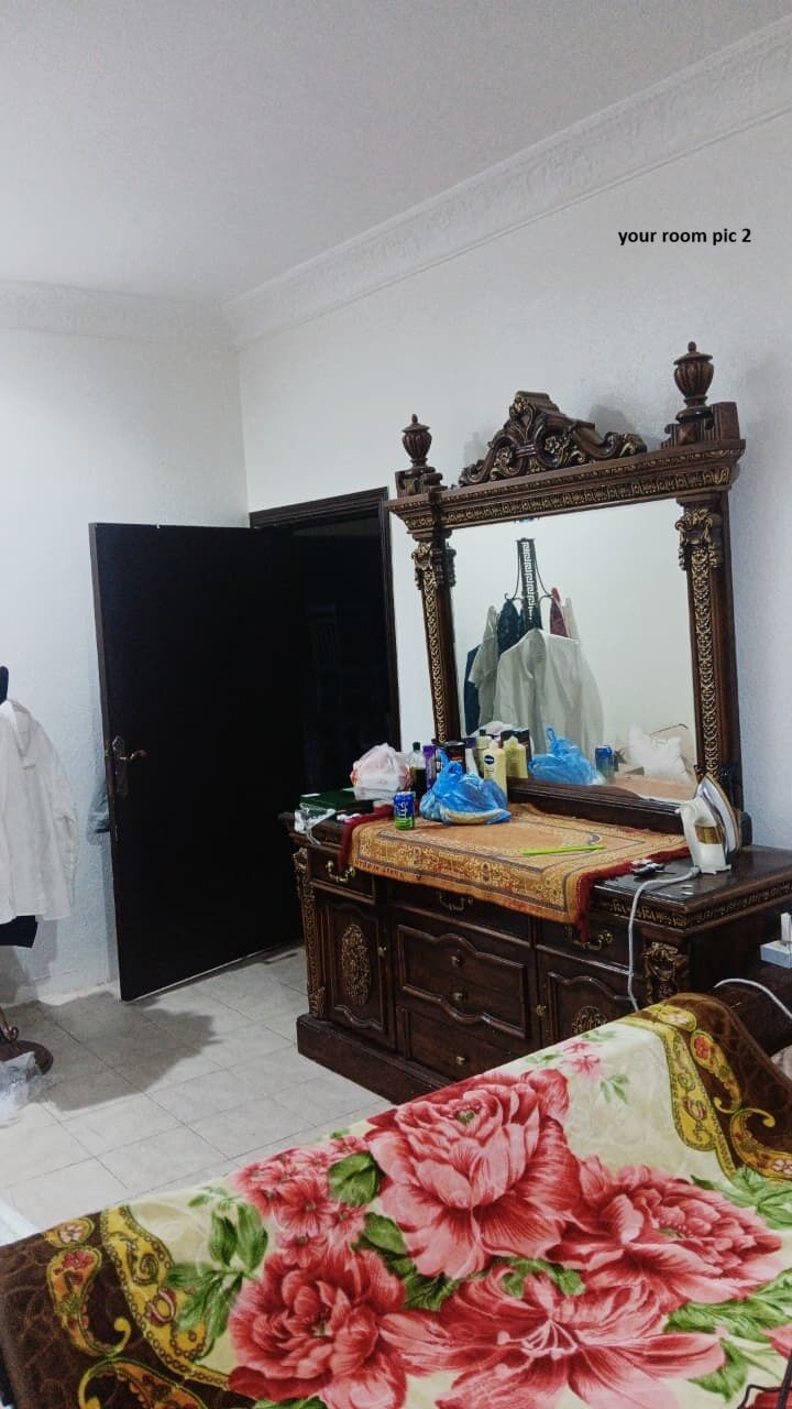 Sulai, Rooms for Rent, SAR 1250/month,  Furnished,  1 Big Room Available For Executive Bachelor - 1250/mon - Parking Available - Riyadh Sulay