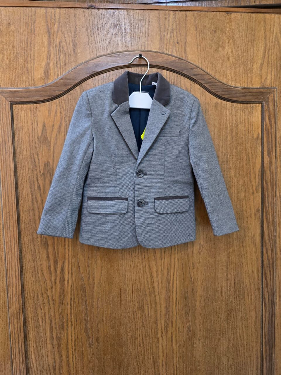 Jeddah, Baby & Kid Stuff, SAR 100,  New Baby Boy Blazer From FG4 For 1.5 Years Old