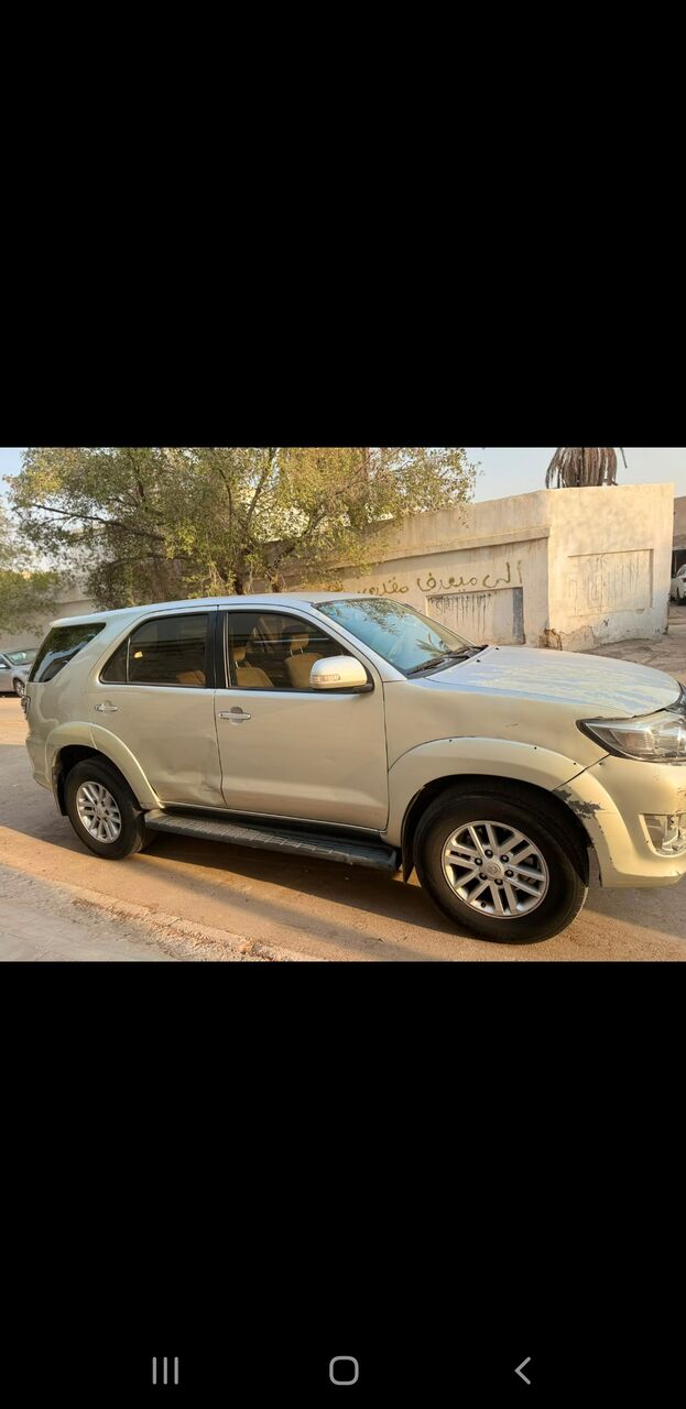 Riyadh, Vehicles, Cars & Trucks , SAR 38,  Toyota Fortuner,  2013,  Automatic,  290000 KM,  First Owner , المالك الأول