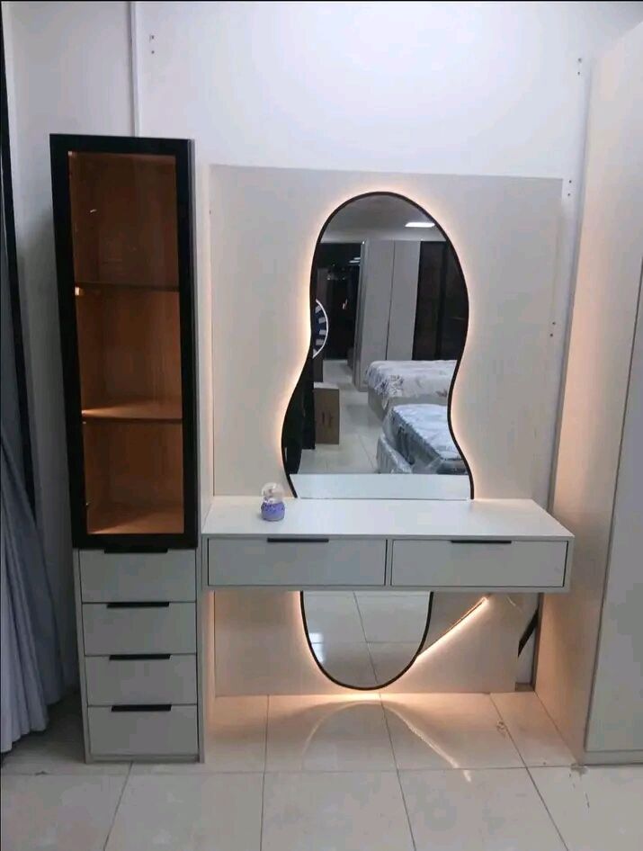 Jeddah, Furniture, SAR 1,  Brand New Stylish And Classic Dressing Table Available