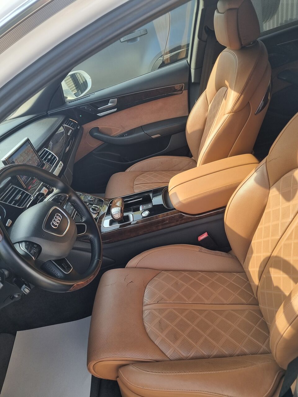 Riyadh, Vehicles, Cars & Trucks , SAR 55000,  Audi A8,  2015,  Automatic,  40000 KM,