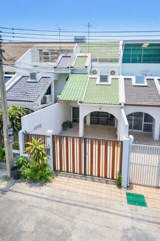 Bangkok, Villas, THB 24998,  32 Sq. Feet,  Prachachuen 1-9 Mansion Nawatang MRT Tao Poon 500 M. 3 Floors, 4-5 Bedrooms, 4 Bathrooms,