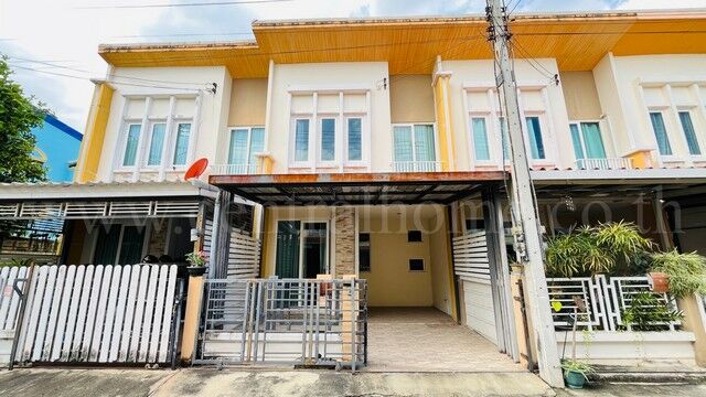 Bangkok, Real Estate For Sale, THB 1750000,  3 BR,  16 Sq. Feet,  Urgent Sale, Townhome Golden Town Rama 2, Good Location, Cheapest Price In The Project.