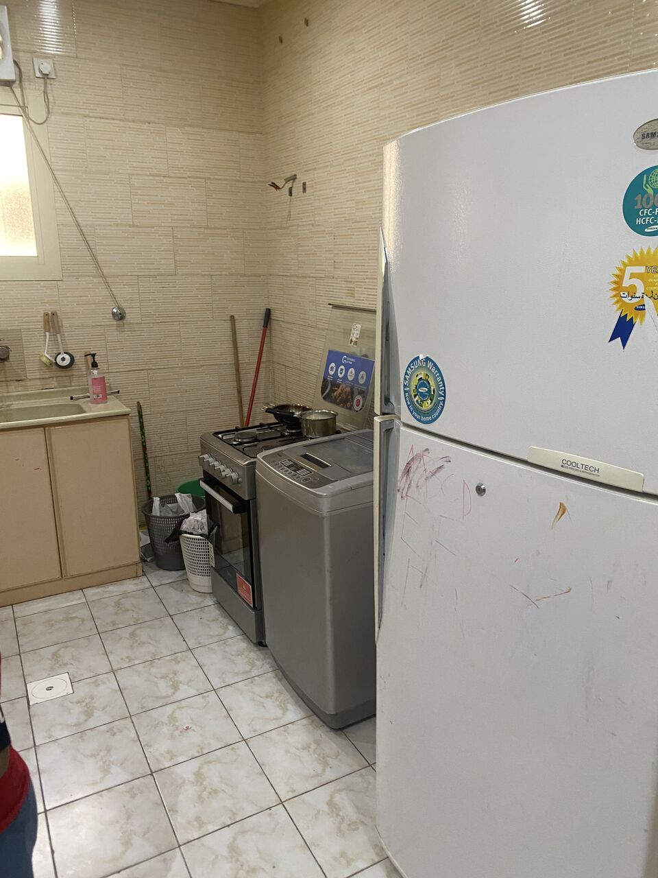 Jeddah, Appliances, SAR 2000,  3bhk Premium Flat For Rent Monthly Pay & House Holding Items For Sale