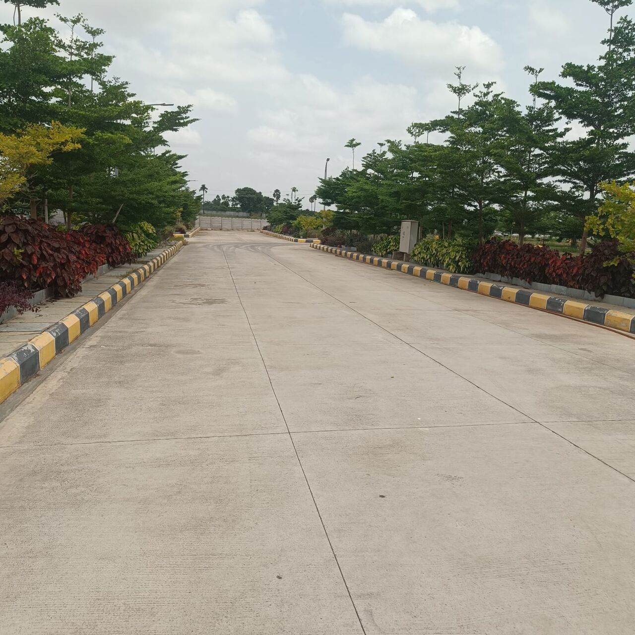 Hyderabad, Residential Plots, INR 28999,  350 Sq. Yard,  Ready To Construction Open Plots For Sale Near Shamshabad Airport