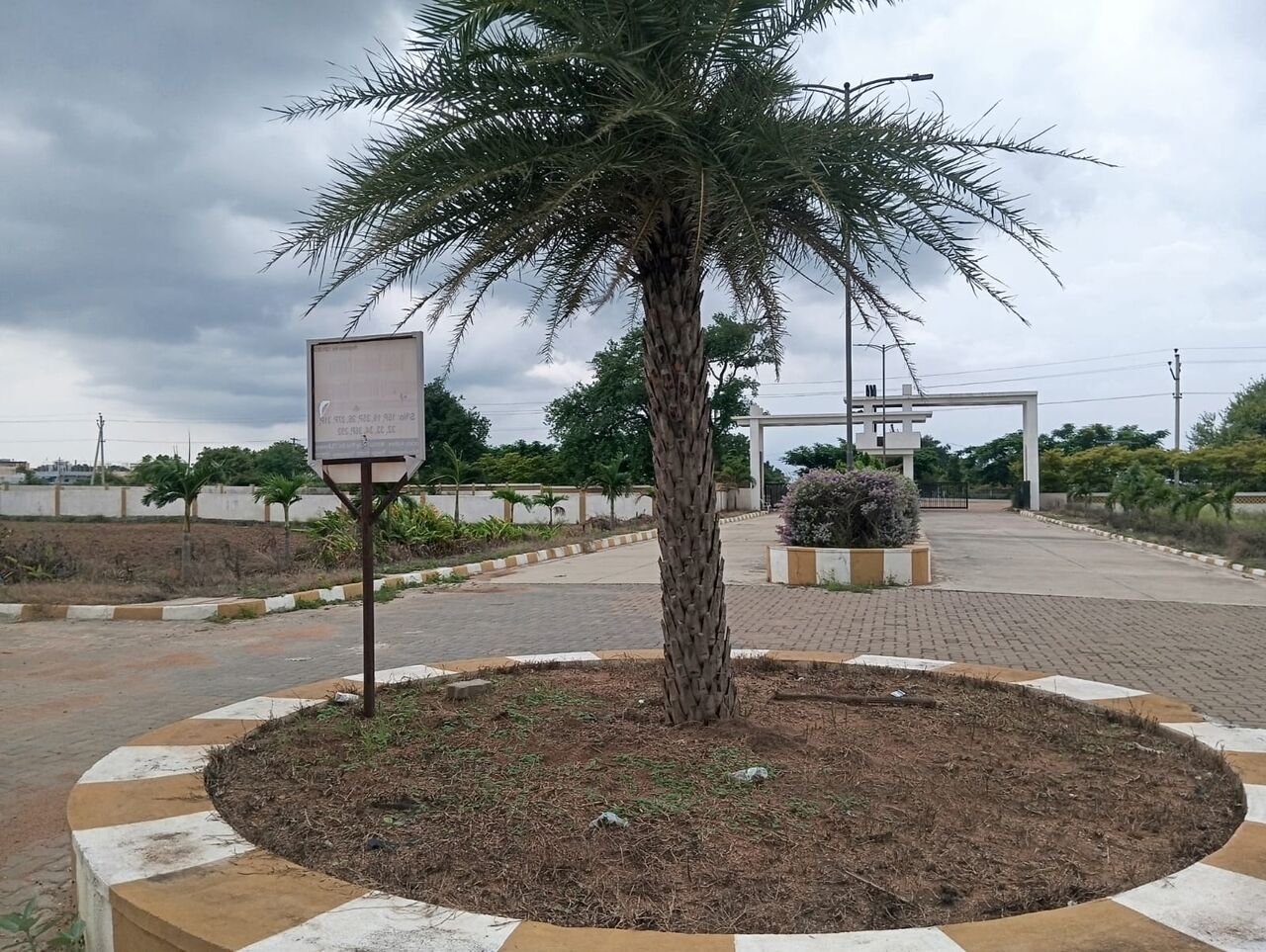 Hyderabad, Residential Plots, INR 23999,  220 Sq. Yard,  Final Lp Approved Open Plots For Sale Near Ameerpet Village