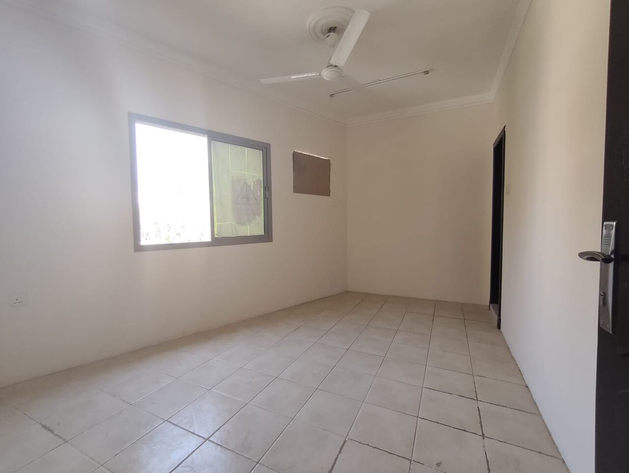 Manama, Apartments, Flats, Houses & Villas, BHD 200/year,  2 BR,  Um Al Hassam:- 2Bhk Flat On Rent With Ewa..