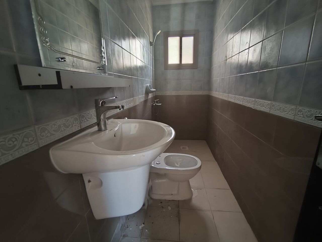 Manama, Apartments, Flats, Houses & Villas, BHD 200/year,  2 BR,  Um Al Hassam:- 2Bhk Flat On Rent With Ewa..