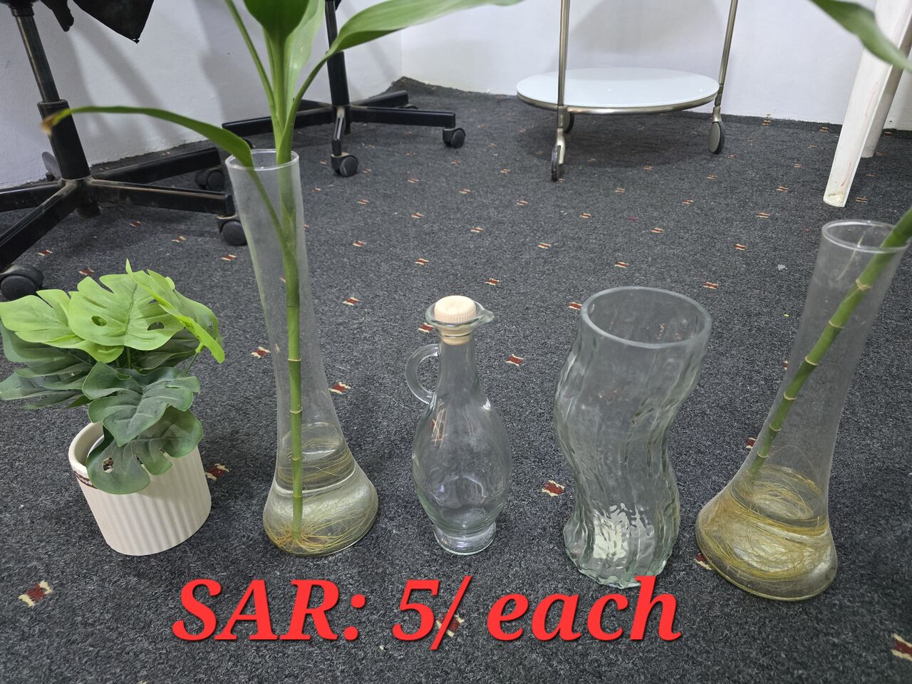 Jeddah, Household Items, SAR 5,  Flower Vase With Plants