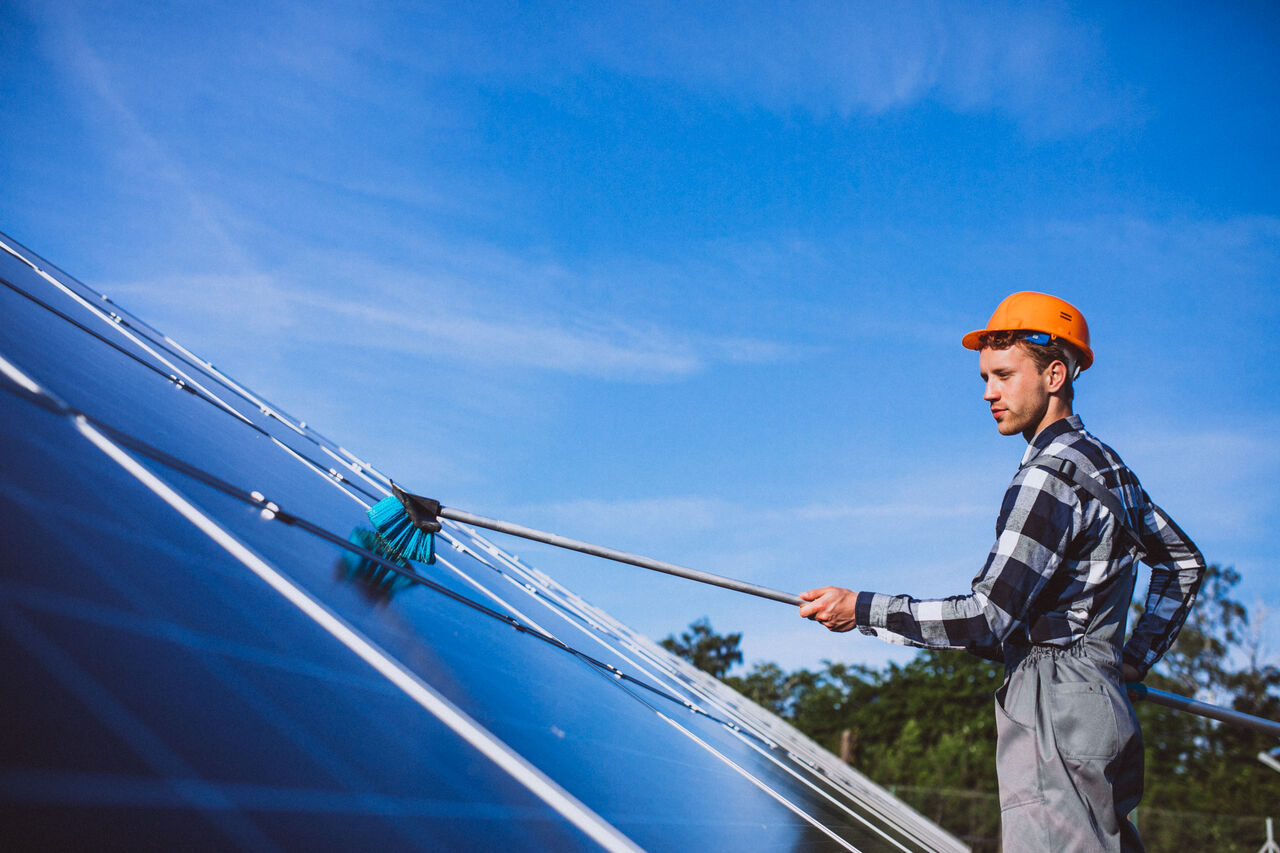 New York, Cleaning, Professional Solar Panel Cleaning Services In Illinois