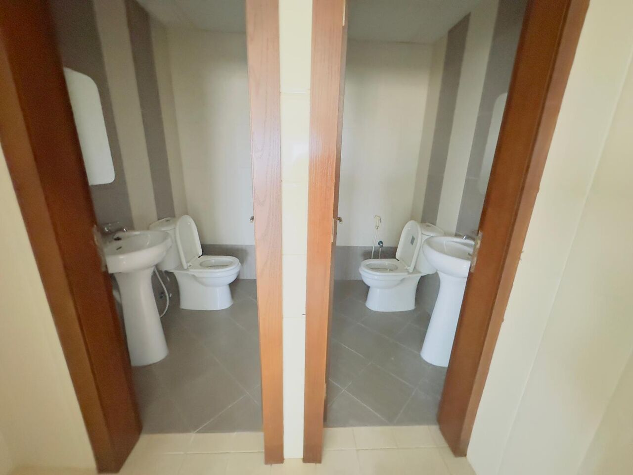 Kabul, Offices, AFN 330,  Primary  Location Office Sapce  At Al Ummalhassam .