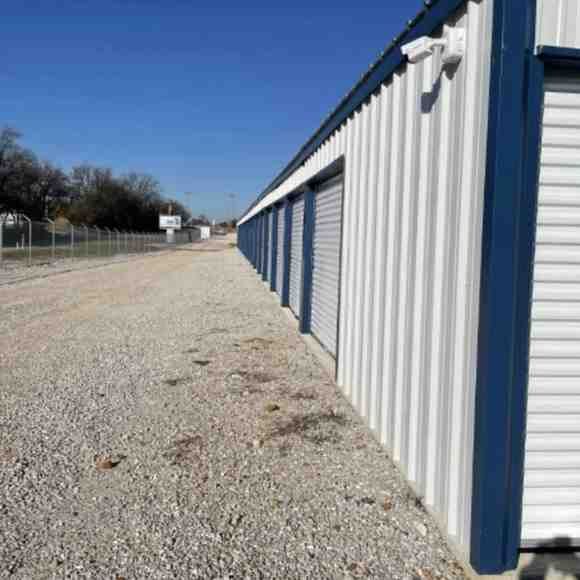 New York, Business, Bolivar Self Storage