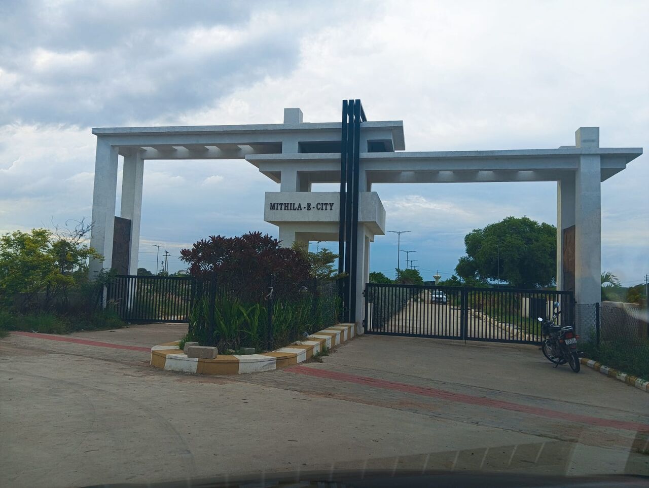 Hyderabad, Residential Plots, INR 23999,  250 Sq. Yard,  Best Investment Commercial Plots For Sale Near Banglore Highway Exit No 14