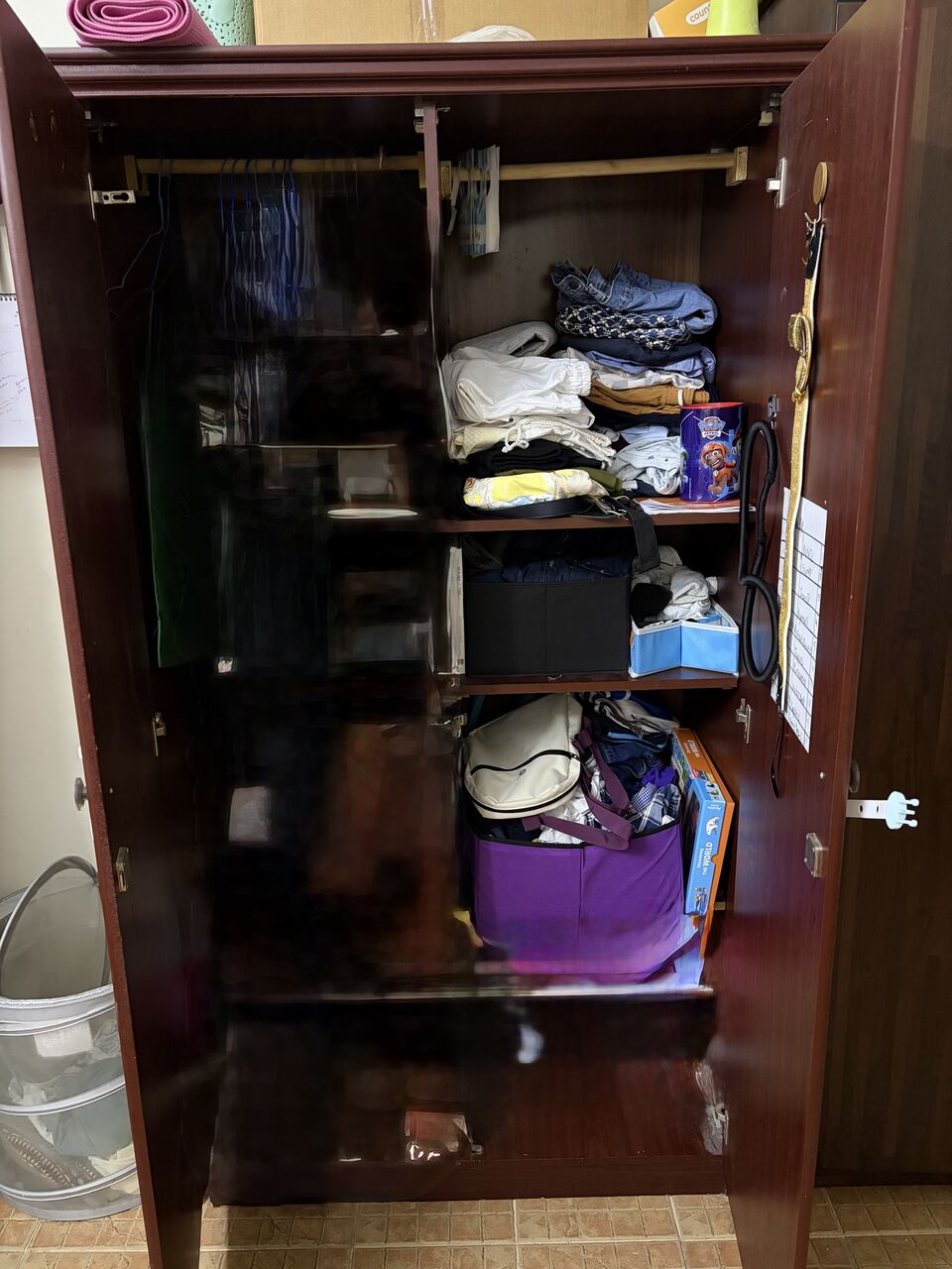Jeddah, Furniture, SAR 200,  Cupboard For Sale