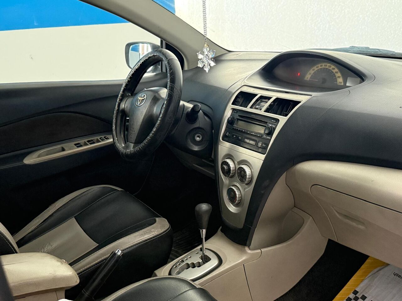 Manama, Vehicles, Cars & Trucks , BHD 1280,  Toyota Yaris,  2007,  Automatic,  2335667 KM,