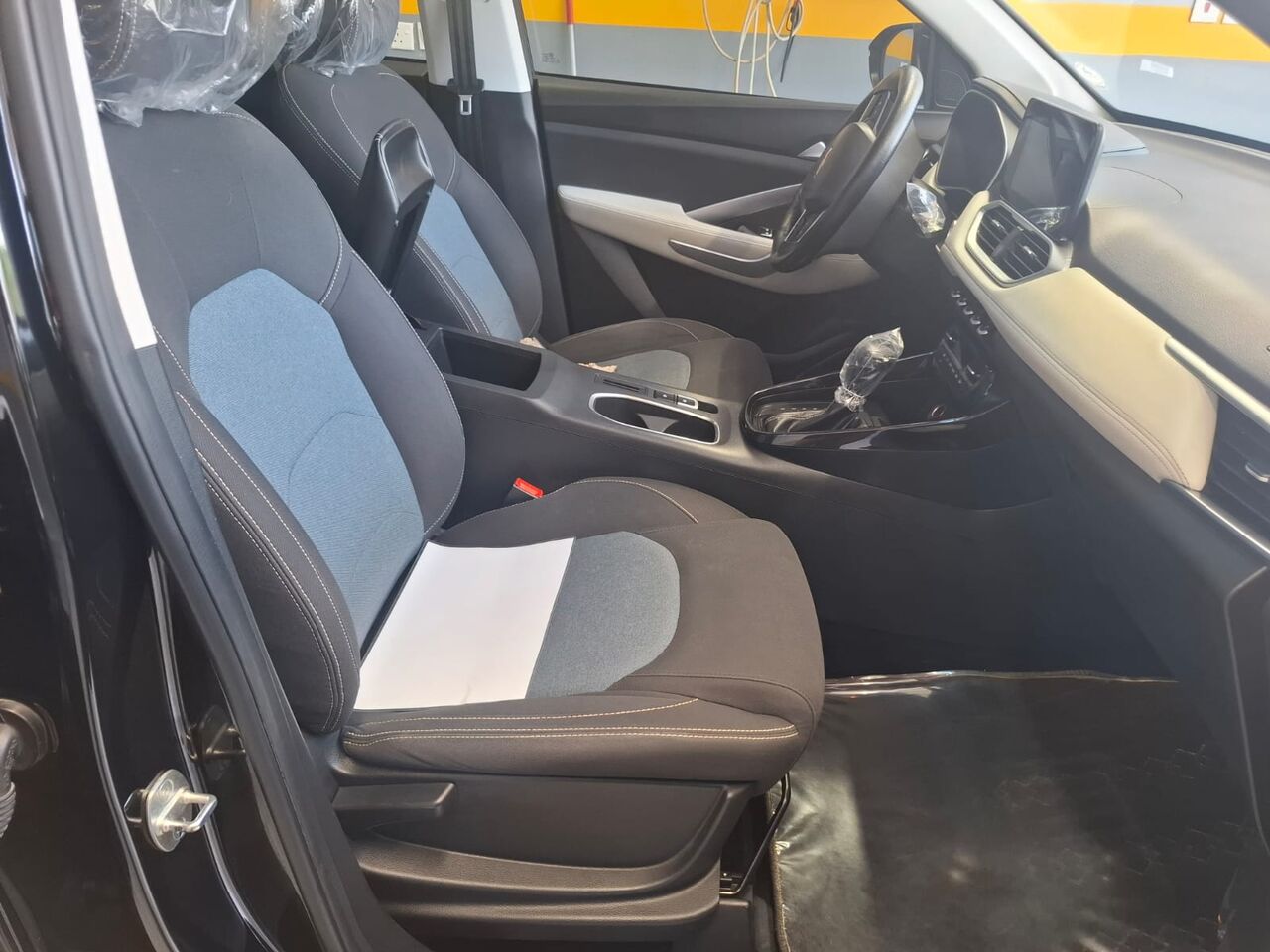 Tuwaiq, Vehicles, Cars & Trucks , SAR 38000,  Chevrolet Captiva,  2022,  Automatic,  104215 KM,   (Excellent Condition)
