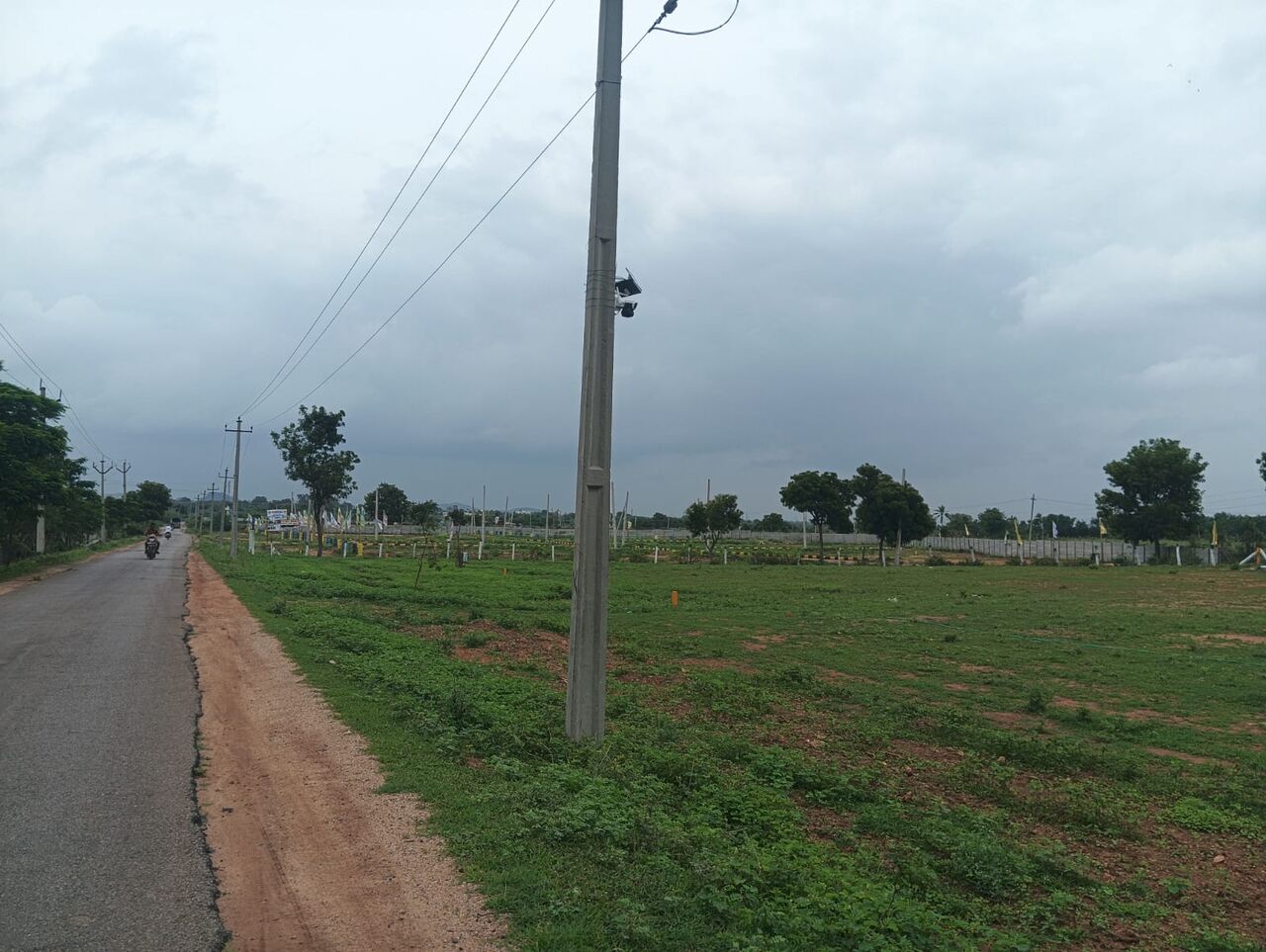 Hyderabad, Residential Plots, INR 16000,  1000 Sq. Yard,  100ft Road Commercial Open Plots For Sale Near Mirkhanpet To Nandiwanaparthy