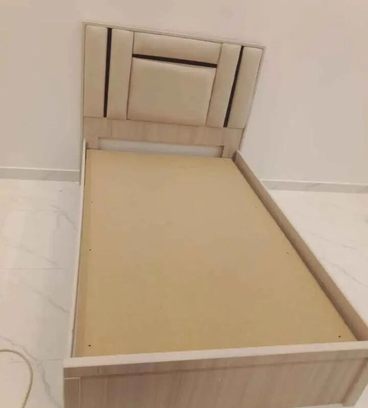 Al Aqeeq, Furniture, SAR 11,  New Bdrom Set Pakistani 🇵🇰