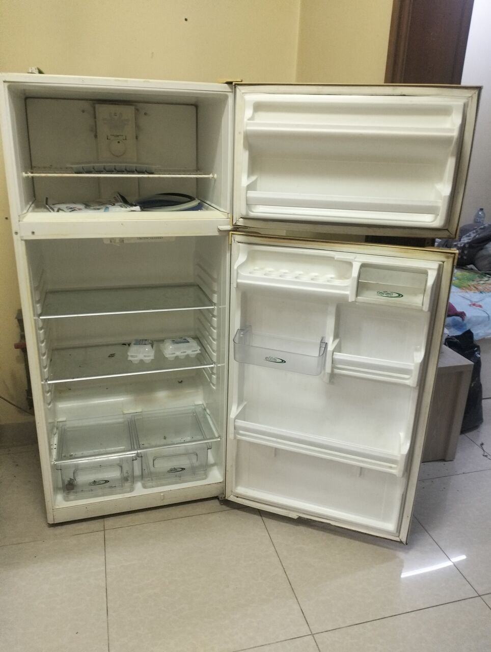 Jubail, Air Conditioners, Selling House Old Items