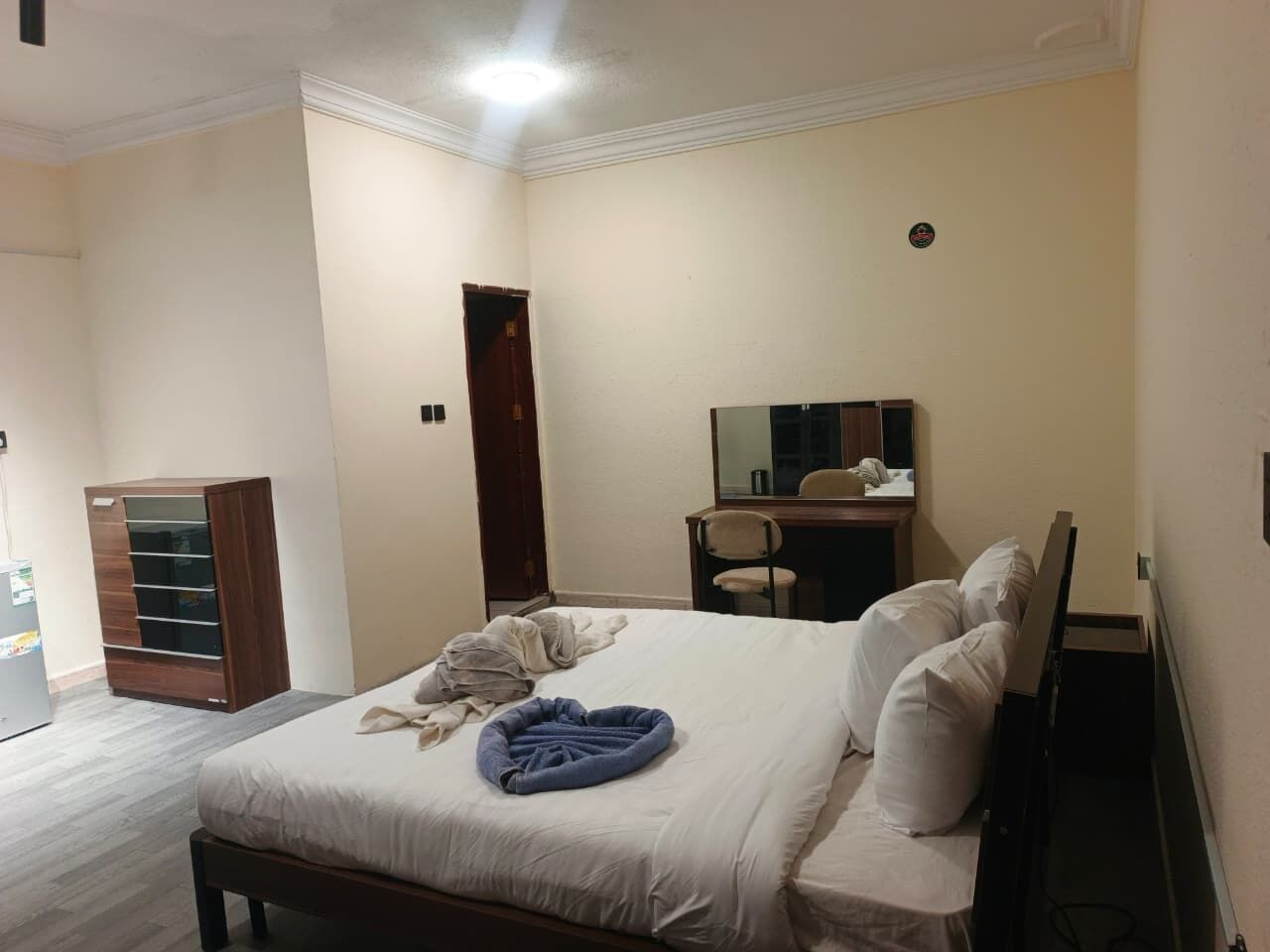 Madinah, Rooms for Rent, SAR 100/day,  Furnished,  12 Sq. Meter,  Furnished Room For Rents Madinah Al Munawarrah