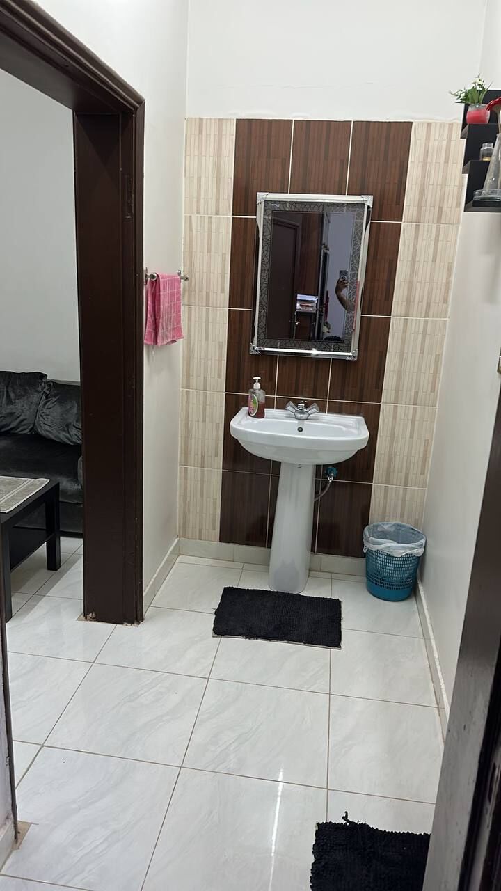 Olaya, Apartments, Flats, Houses & Villas, SAR 2500/month,  1 BR,  1 BHK Furnished Villa Portion Available For Family(Couple)/Executive Bachelor