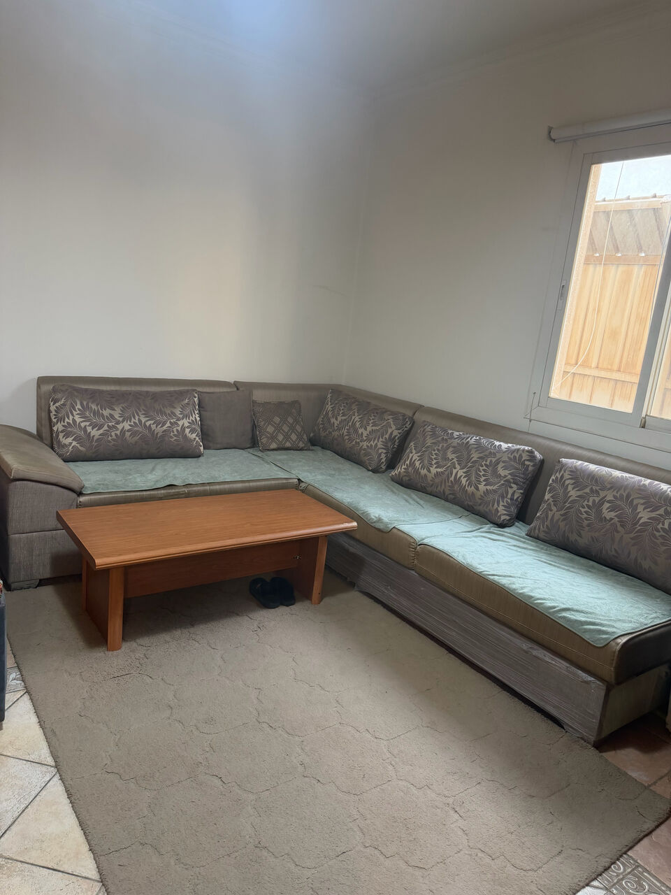 Al Rawdah, Furniture, SAR 200,  L Shaped Sofa With Table