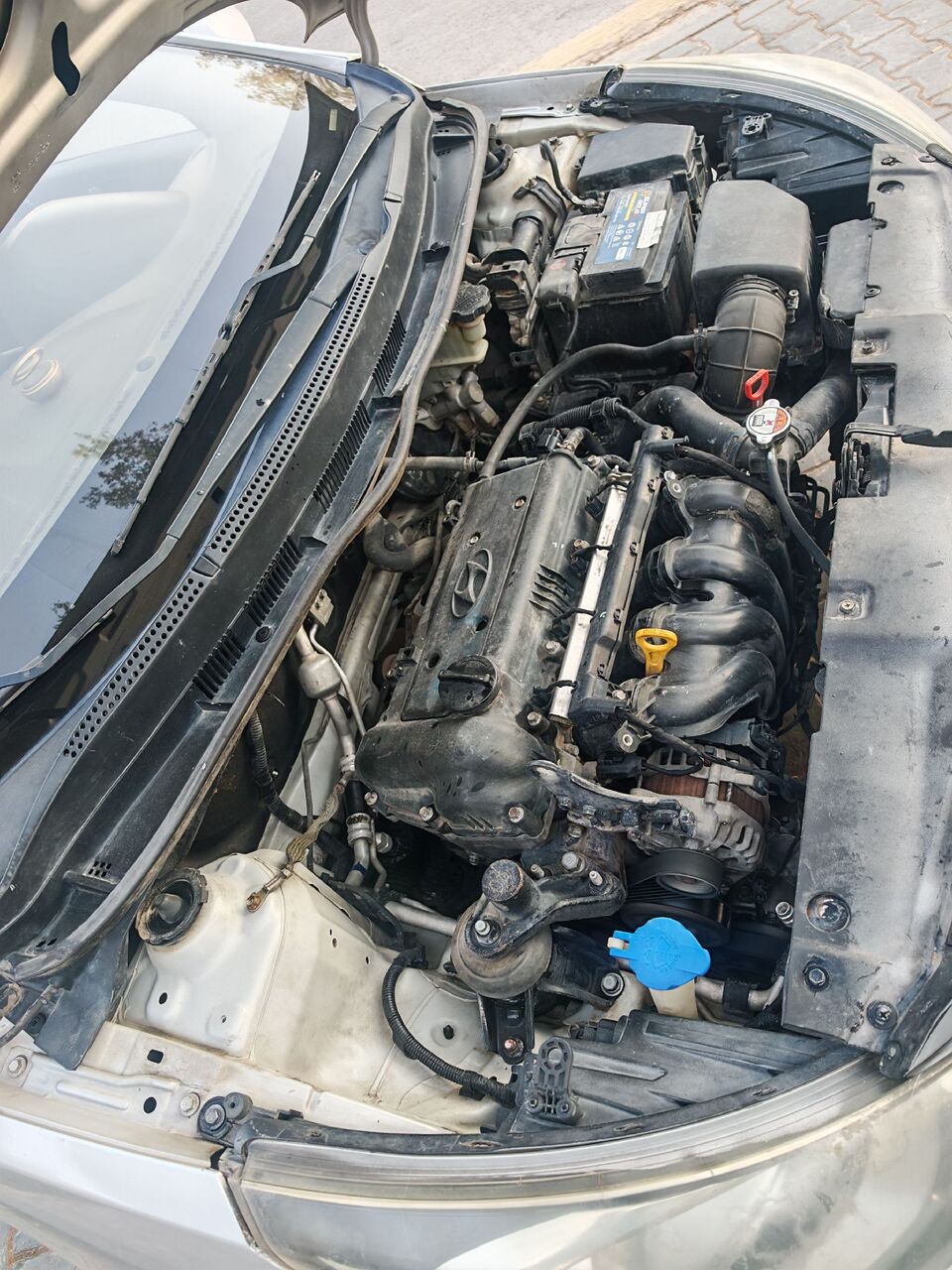 Riyadh, Vehicles, Cars & Trucks , SAR 15000,  Hyundai Accent,  2011,  Automatic,  321826 KM,    For Sell