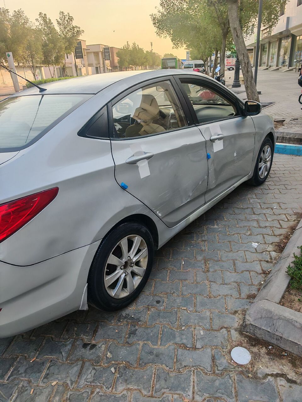 Riyadh, Vehicles, Cars & Trucks , SAR 15000,  Hyundai Accent,  2011,  Automatic,  321826 KM,    For Sell