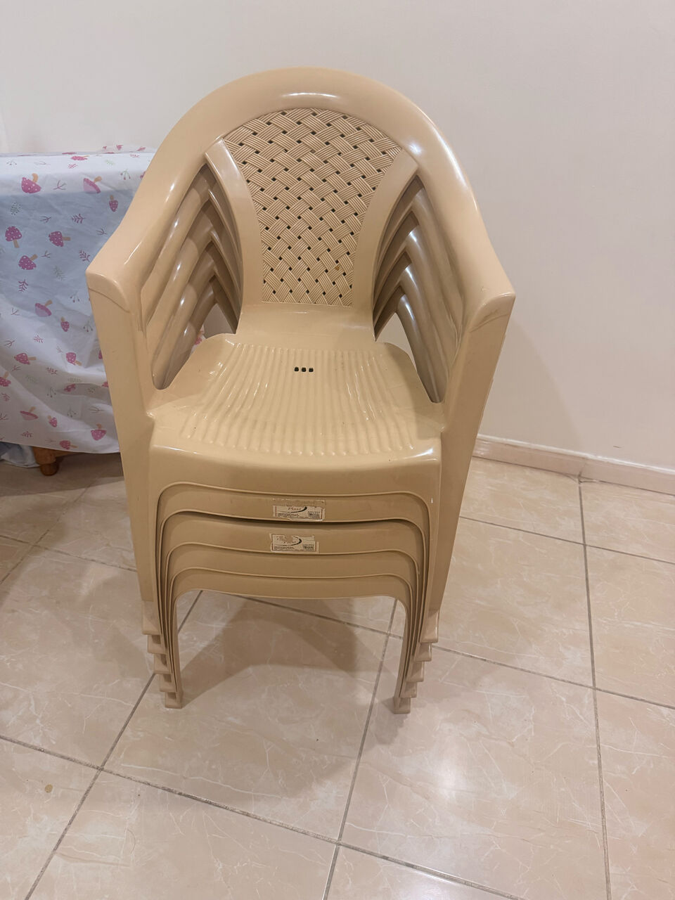 Jeddah, Household Items, SAR 130,  Plastic Chairs