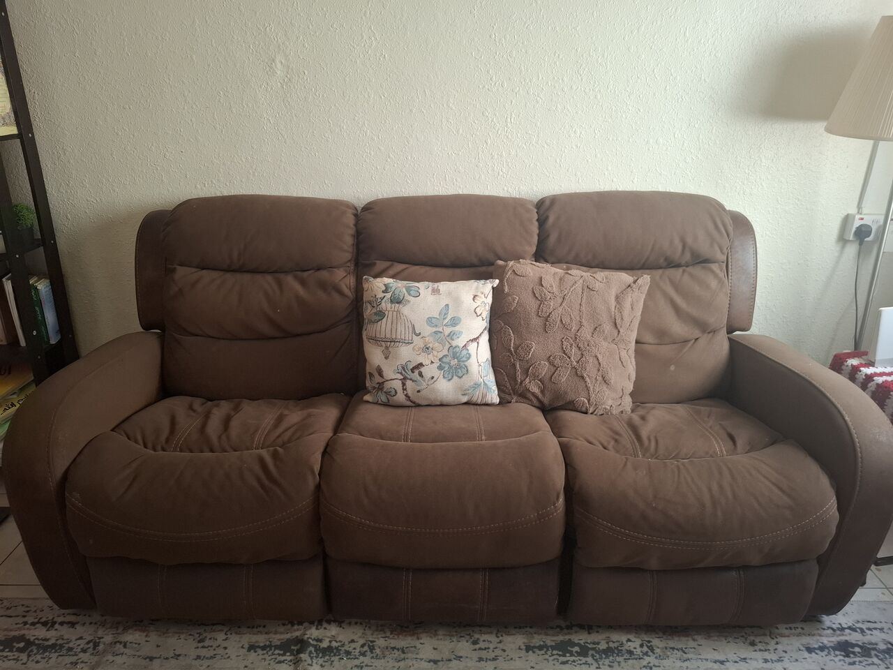 Dammam, Furniture, SAR 250,  Selling 3 Seater Brown Recliner At Very Low Price.
