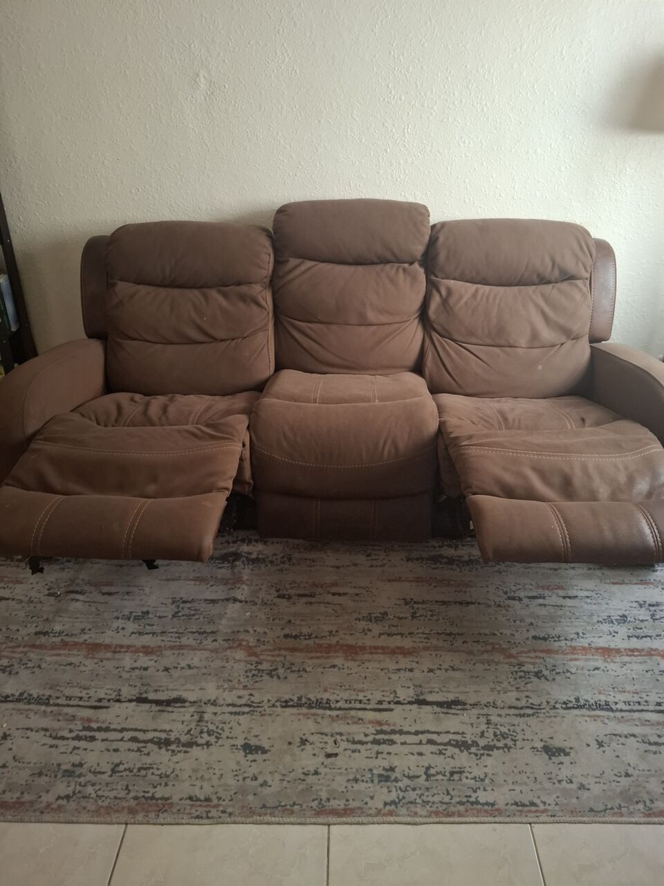 Dammam, Furniture, SAR 250,  Selling 3 Seater Brown Recliner At Very Low Price.