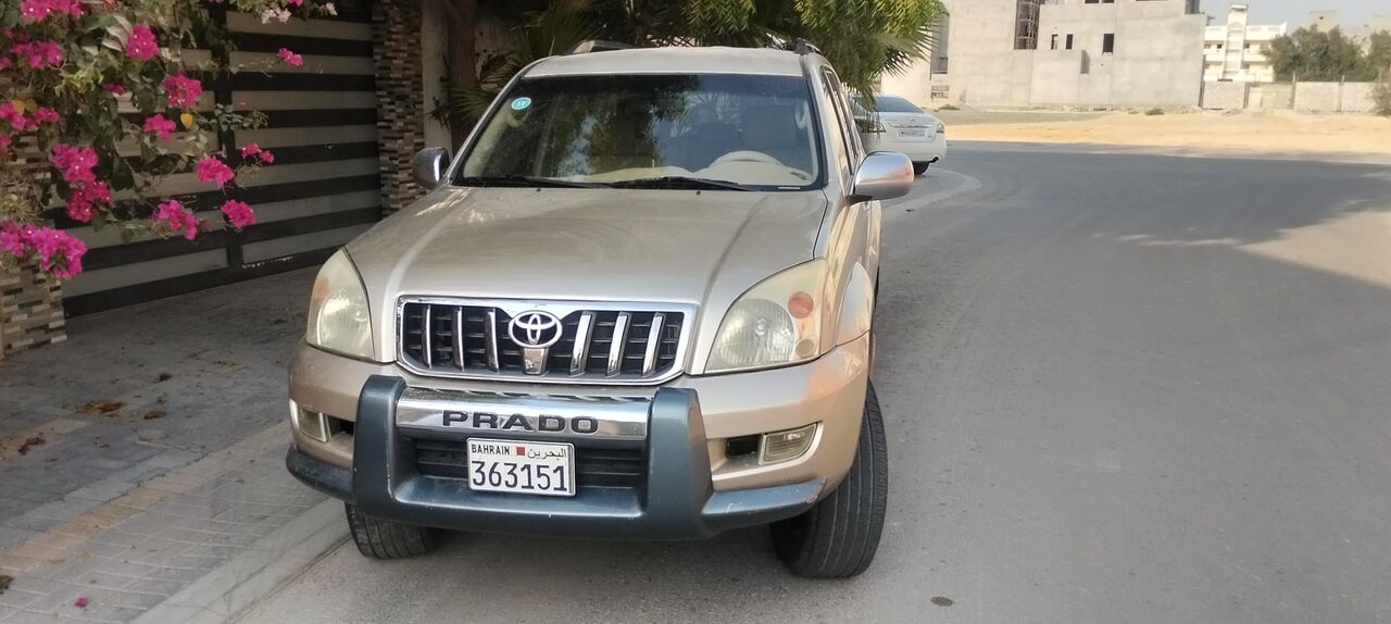 Manama, Vehicles, Cars & Trucks , BHD 3600,  Toyota Prado VX Middle Option Very Good Condation 4x4 Single Ownar,  2006,  Automatic,  200000 KM,