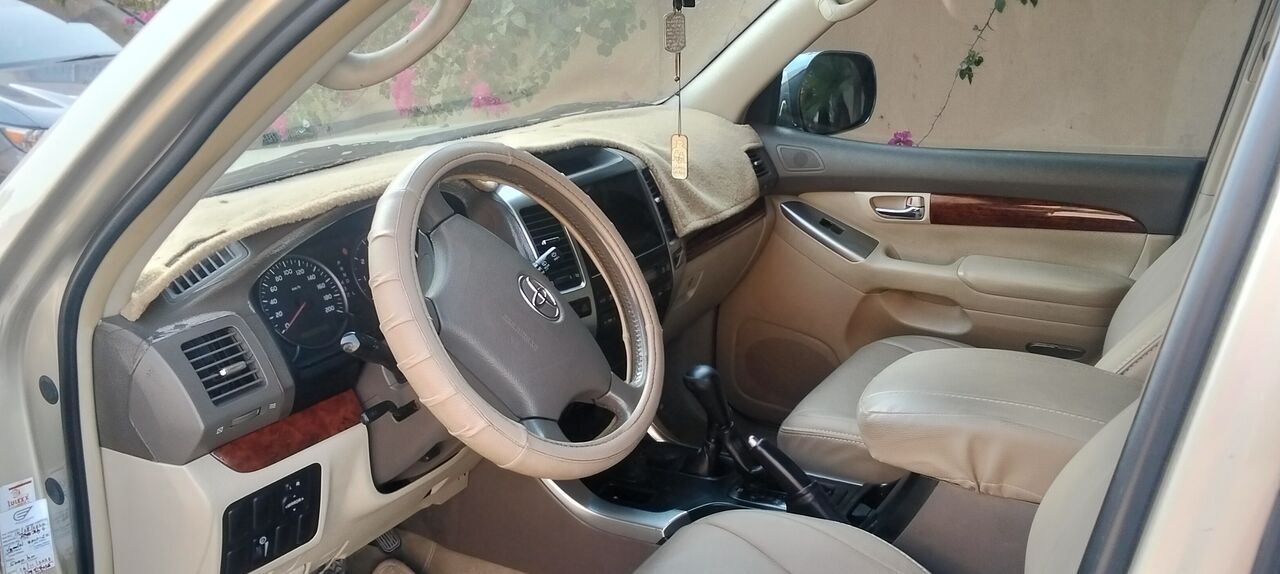 Manama, Vehicles, Cars & Trucks , BHD 3600,  Toyota Prado VX Middle Option Very Good Condation 4x4 Single Ownar,  2006,  Automatic,  200000 KM,