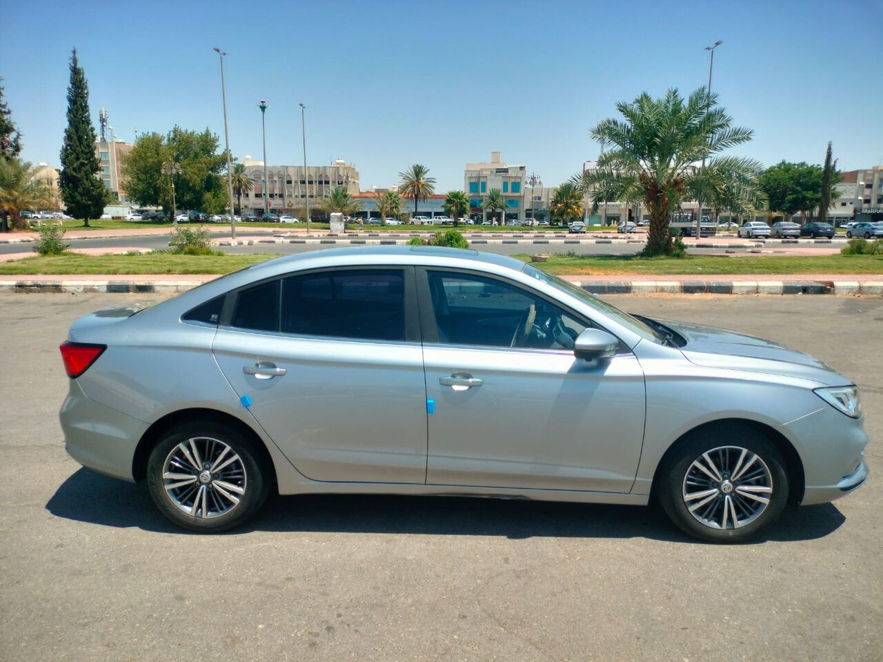 Tabuk City, Vehicles, Cars & Trucks , SAR 40000,  MG 5 Lux,  2023,  Automatic,  23900 KM,    BRAND NEW CONDITION - LESS ODOMETER
