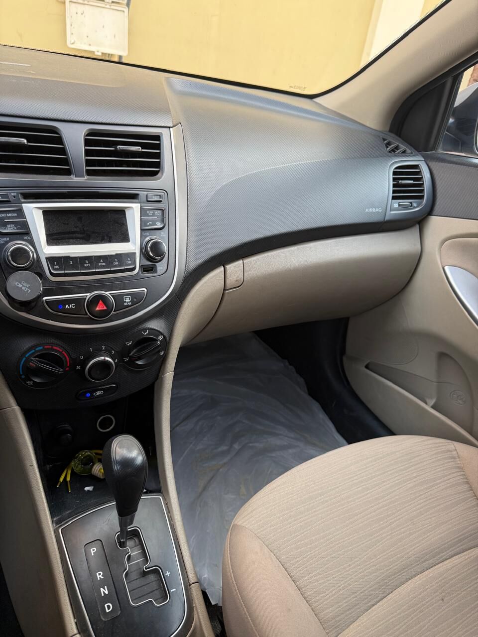 Khobar, Vehicles, Cars & Trucks , SAR 25000,  Hyundai Accent,  2017,  Automatic,  210000 KM,  Well Maintained  Car  For Sell