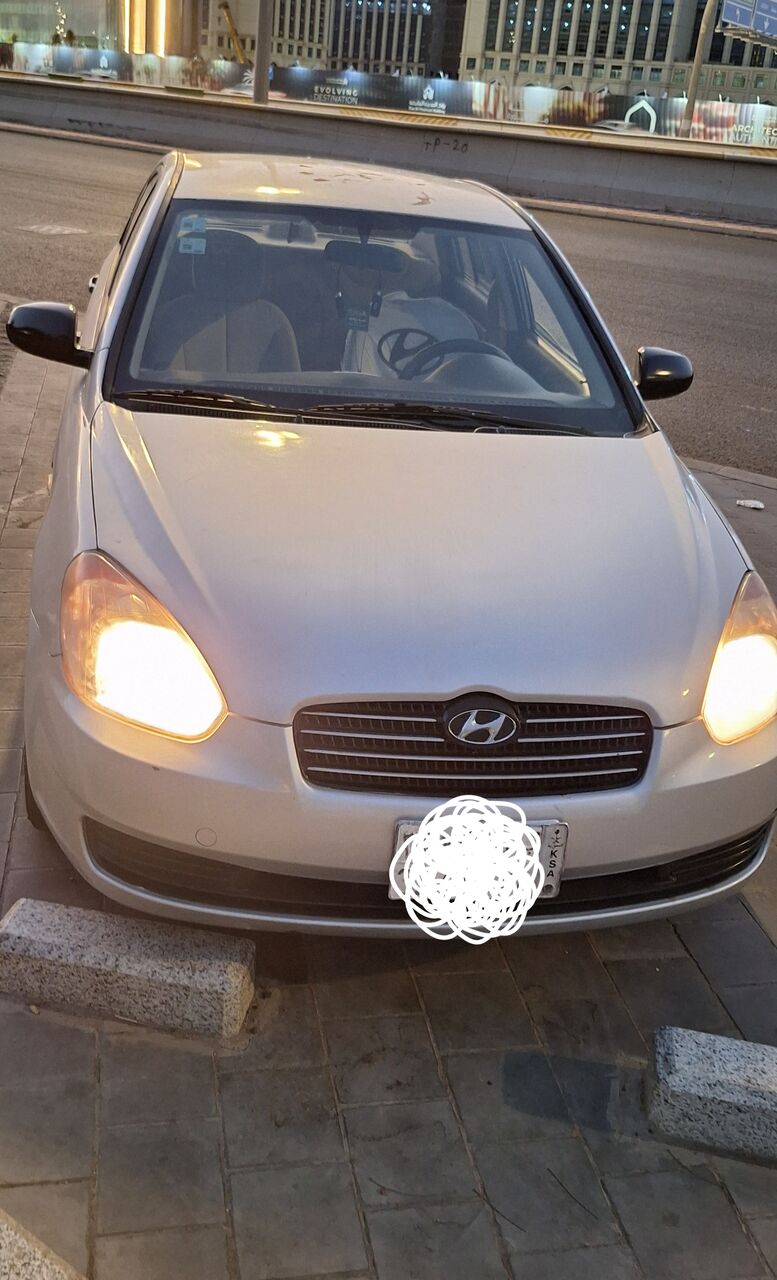 Al-Madinah (Jordan), Vehicles, Cars & Trucks , JOD 10000,  Hyundai Accent,  2011,  Manual,  400000 KM,